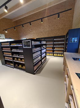 Biofruits - Le Self Vétroz - Étagères du magasin autonome de Vétroz