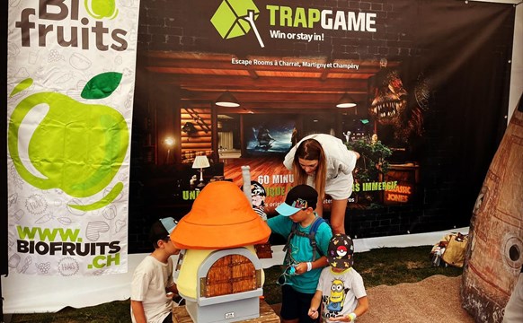 Biofruits | TrapGame : Atelier enfant - Enfants jouant sur événement TrapGame